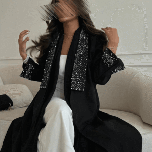 عباءة طويلة عصرية للسيدات مزينة بالكريستال