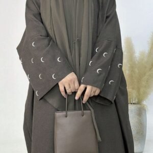 فستان عباية طويلة بأكمام طويلة محتشم بطرز القمر