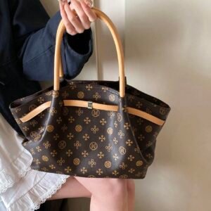 حقيبة محمولة كبيرة السعة