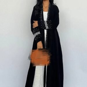 فستان نسائي